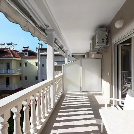 Blue Flag Beachfront Studios, Nilie Hospitality Mgmt