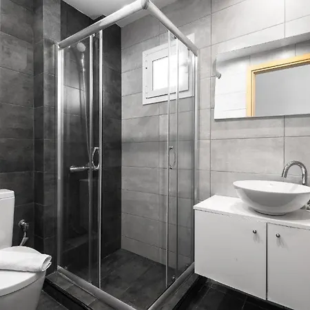 Blue Flag Beachfront Studios, Nilie Hospitality Mgmt Appartement Olympiakí Aktí