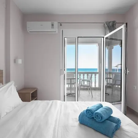 Blue Flag Beachfront Studios, Nilie Hospitality Mgmt Apartment Olympiaki Akti